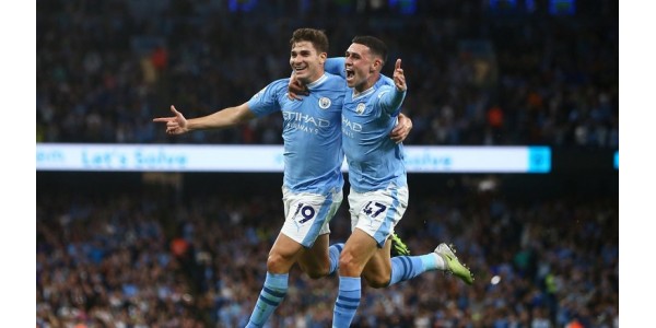 A combinação perfeita de Phil Foden e Julián Álvarez